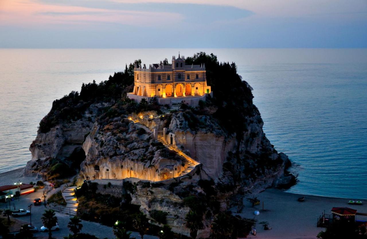 Hotel La Torre Del Mulino Tropea Zewnętrze zdjęcie